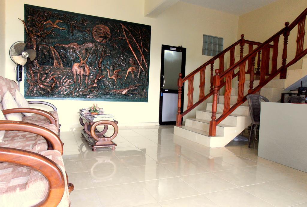 Satyodaya Educational Training Centre Kandy Exteriör bild