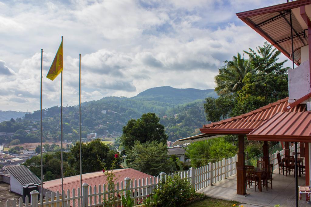 Satyodaya Educational Training Centre Kandy Exteriör bild
