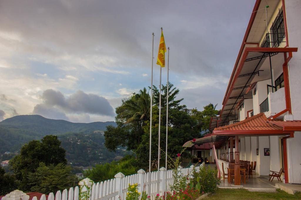 Satyodaya Educational Training Centre Kandy Exteriör bild