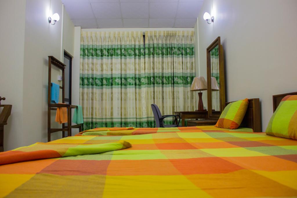 Satyodaya Educational Training Centre Kandy Exteriör bild
