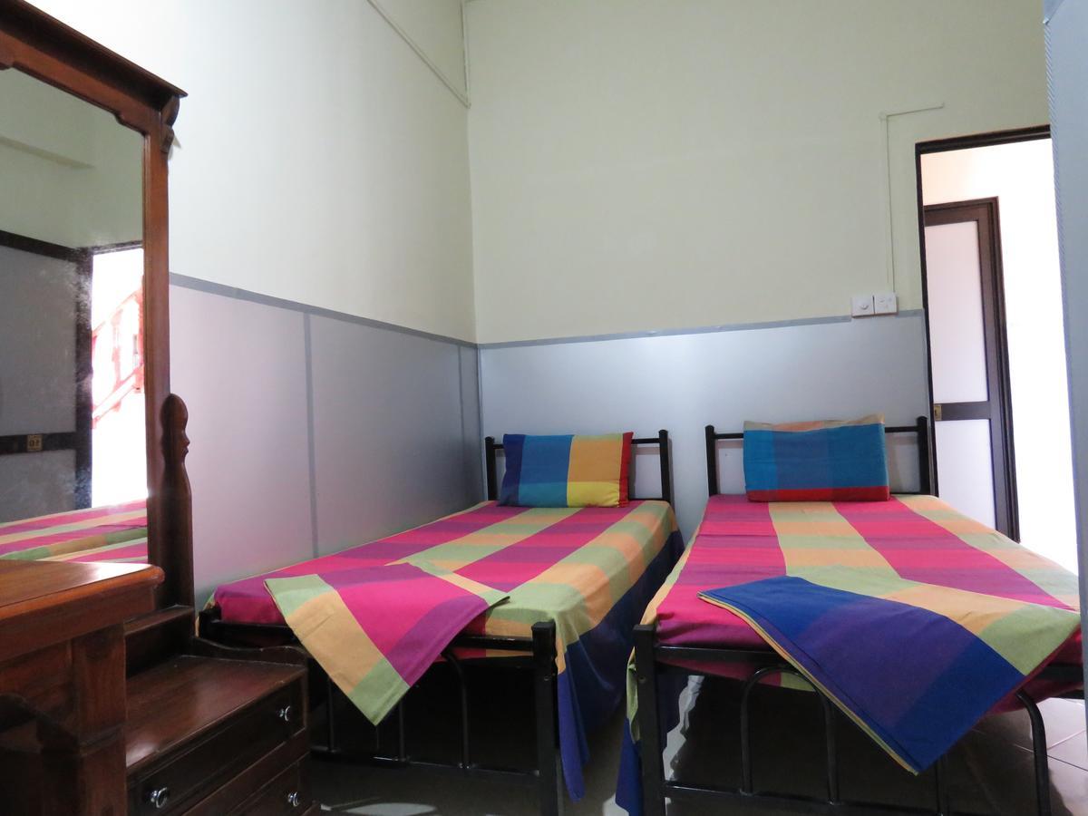 Satyodaya Educational Training Centre Kandy Exteriör bild